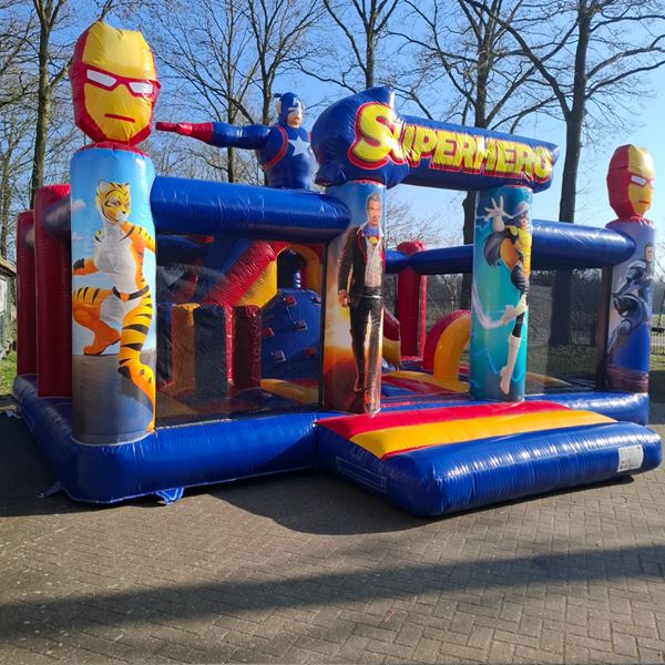 mega springkussen superheld huren superheld springkussen huren