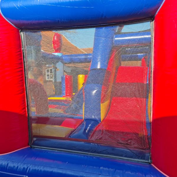 mega springkussen superheld huren superheld springkussen huren