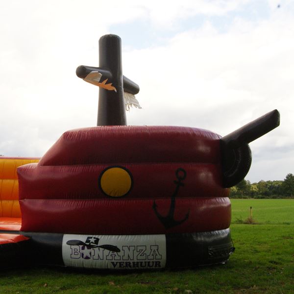 Hüpfburg Piratenschiff