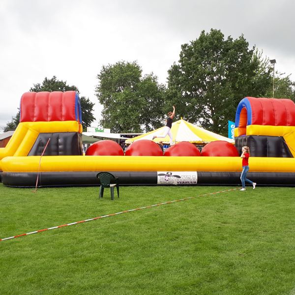 Hindernisbahn Bouncing Balls 18 Meter